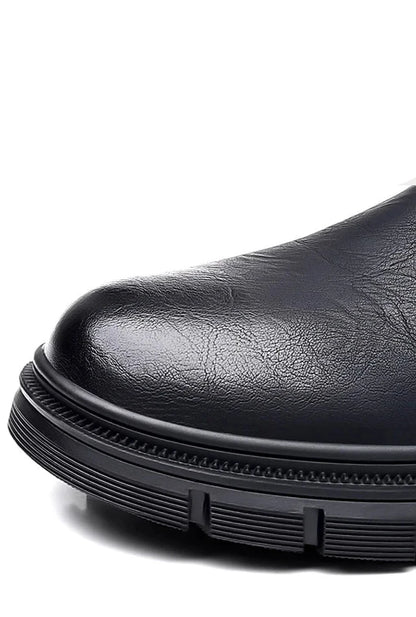 Scarpa da uomo, in pelle di alta qualità, impermeabile, traspirante, morbida e resistente.
