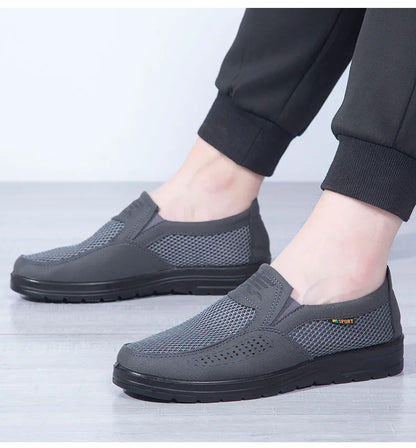 Scarpa mocassino casual, estate/primavera/autunno, morbida, traspirante, resistente. Misura dal 39 al 48, disponibile in 3 colori.
