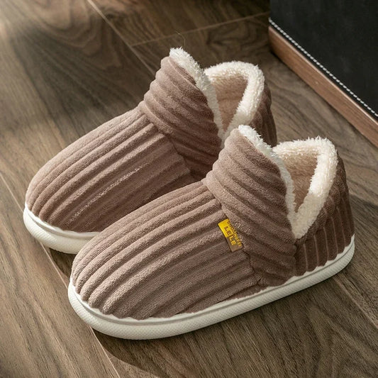 Pantofole Peluche Unisex: Calde, Antiscivolo e Leggere per il Massimo Comfort a Casa.