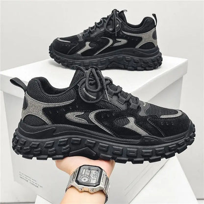 Scarpa sportiva primavera/estate da uomo, traspirante, morbida e resistente. Misura dal 39 al 44, disponibile vari modelli e colori.