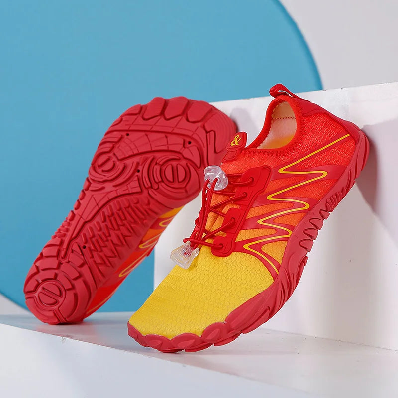 Scarpe da ginnastica unisex per adulti e bambini. Ideali per podismo, fitness, sport e uso in acqua.