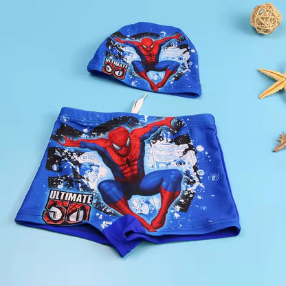 Costume Da Bagno a “Pantaloncino” da Bambino. Set Costume e Accessori con Immagini Cartoni Animati, per un Design Moderno e Colorato.