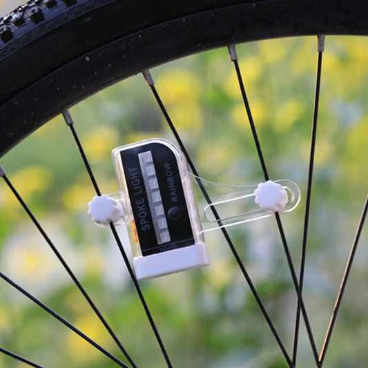 Luci per ruote della bici. Ricaricabili tramite USB per alta visibilità. Pedala in sicurezza e con stile.