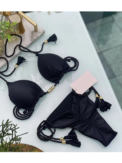 Costume da bagno da donna. Set 2 Pezzi a triangolo, chiusura a lacci regolabile, asciugatura rapida, non si restringe.