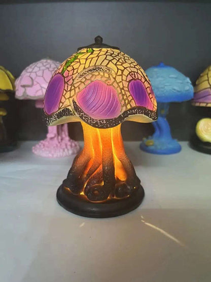 Lampada da tavolo creativa della serie di piante colorate in resina. Lampada colorata crea atmosfera a forma di fiore, fungo per camera da letto, salotto.