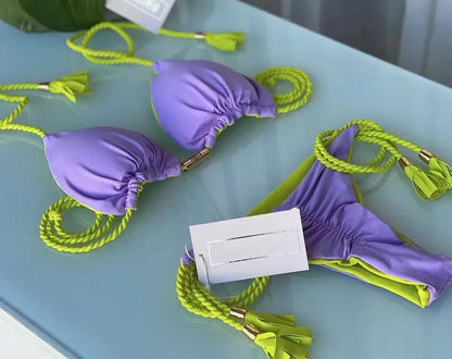Costume da bagno da donna. Set 2 Pezzi a triangolo, chiusura a lacci regolabile, asciugatura rapida, non si restringe.