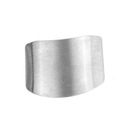 Protezione per le dita in acciaio inossidabile. Proteggi le dita mentre affetti con il coltello in cucina.