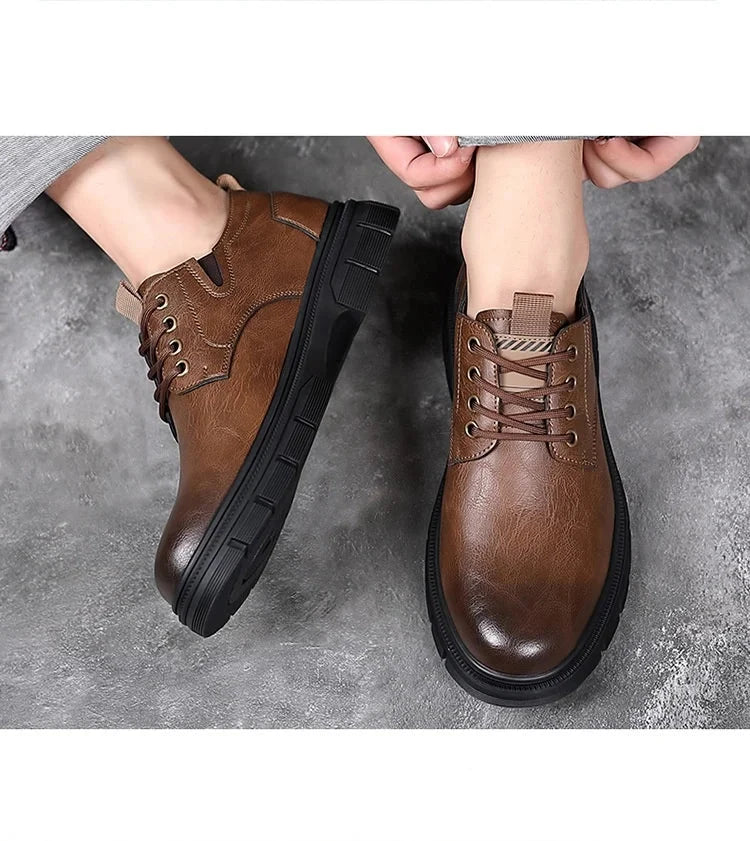 Scarpa da uomo, in pelle di alta qualità, impermeabile, traspirante, morbida e resistente.