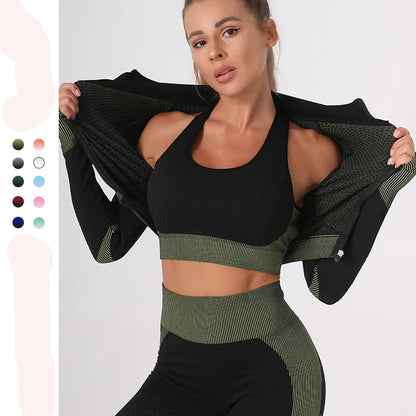 Tuta vita alta con top e felpa. Set tre pezzi sportivo/casual da donna, 10 colori, dalla S alla XL.