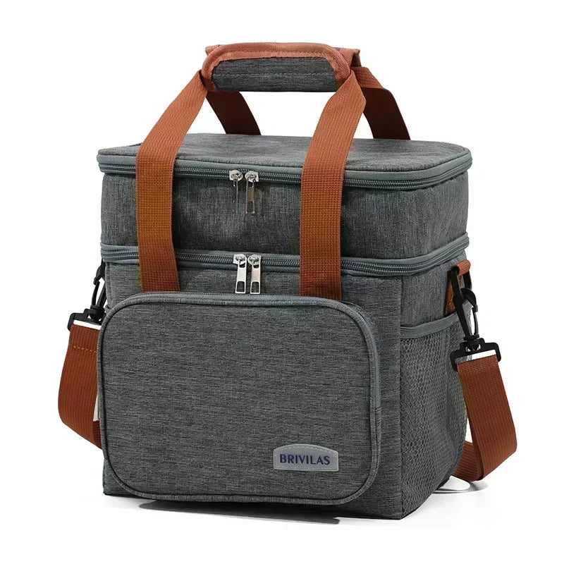 Borsa termica isolante porta vivande grande dimensione con simpatiche immagini “fantasia”.  A scelta 8 colori fantasie.