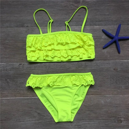 Costume Da Bagno “Bichini” da Bambina. Colorato, Comodo, Design Moderno.
