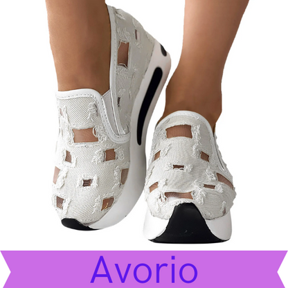 Scarpe da ginnastica estive in rete da donna. Scarpe sportive, traspiranti, casual. La scelta ideale per chi cerca comfort, leggerezza e praticità abbinati allo stile.