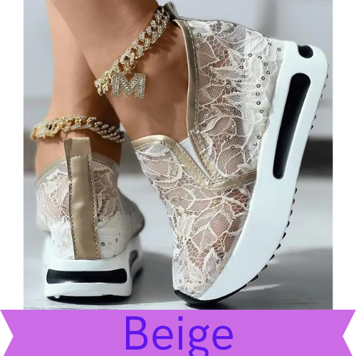 Scarpe da ginnastica estive in rete da donna. Scarpe sportive, traspiranti, casual. La scelta ideale per chi cerca comfort, leggerezza e praticità abbinati allo stile.