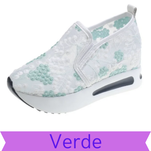 Scarpe da ginnastica estive in rete da donna. Scarpe sportive, traspiranti, casual. La scelta ideale per chi cerca comfort, leggerezza e praticità abbinati allo stile.